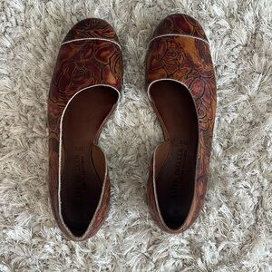 Cliff Dweller SIZE 38.5 women’s flats